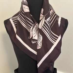 Vintage Elegant Floral Brown Scarf